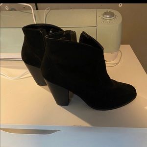 black heeled boots